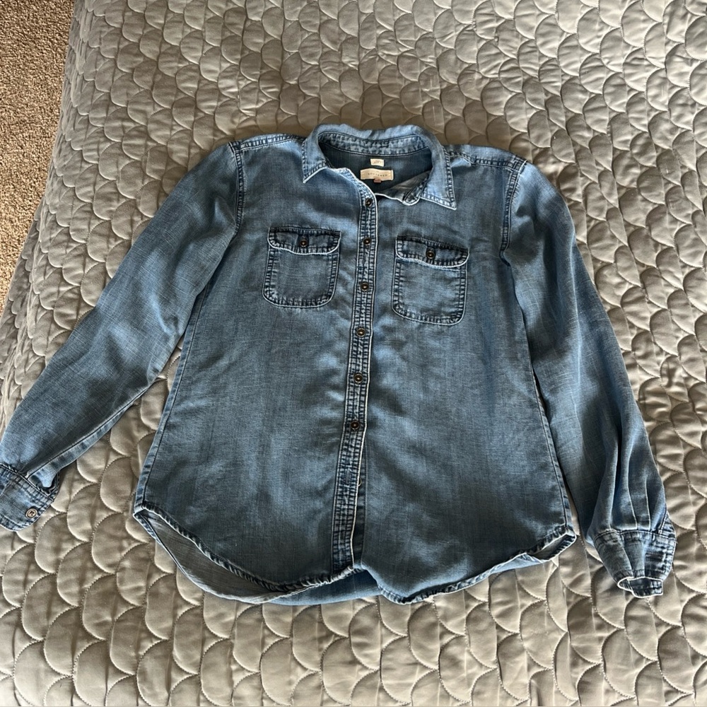LOFT  Softened Denim Cotton Button  Shirt Long Sleeve Pockets Top Size Xs